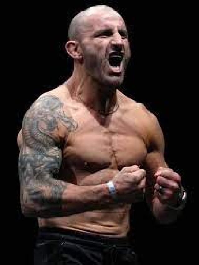 Alexander Volkanovski beats Max Holloway  at UFC 276.