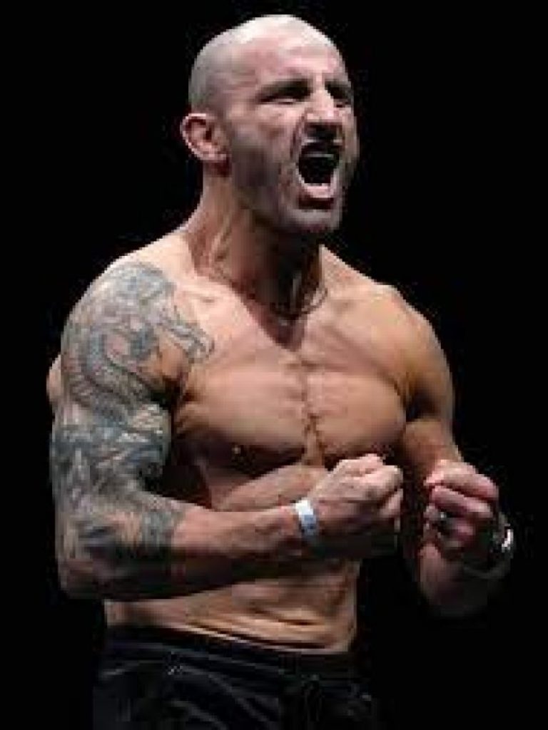 cropped-Alexander-Volkanovski-beats-Max-Holloway-1.jpeg